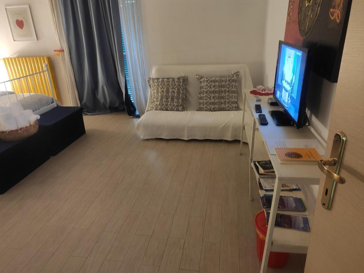 Terrazza Sui Sassi Bed and Breakfast Matera Buitenkant foto