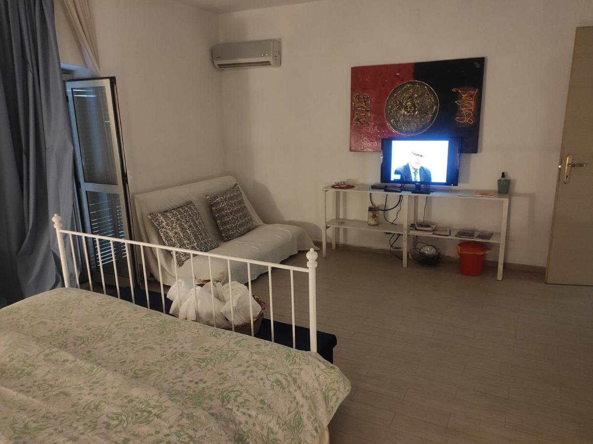 Terrazza Sui Sassi Bed and Breakfast Matera Buitenkant foto
