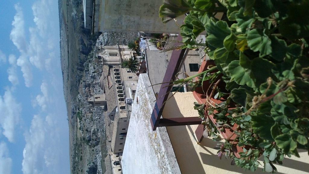 Terrazza Sui Sassi Bed and Breakfast Matera Buitenkant foto